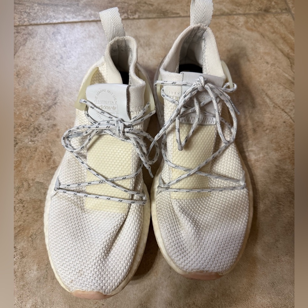 Adidas Tennis Shoes - size 7.5